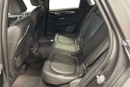 harmaa BMW 225 2016 kuva 10.