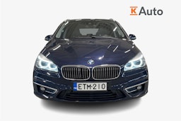 sininen BMW 225 2016 kuva 5.