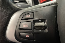 sininen BMW 225 2016 kuva 17.
