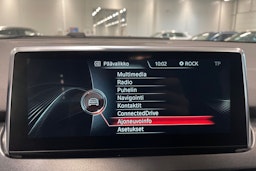 sininen BMW 225 2016 kuva 21.