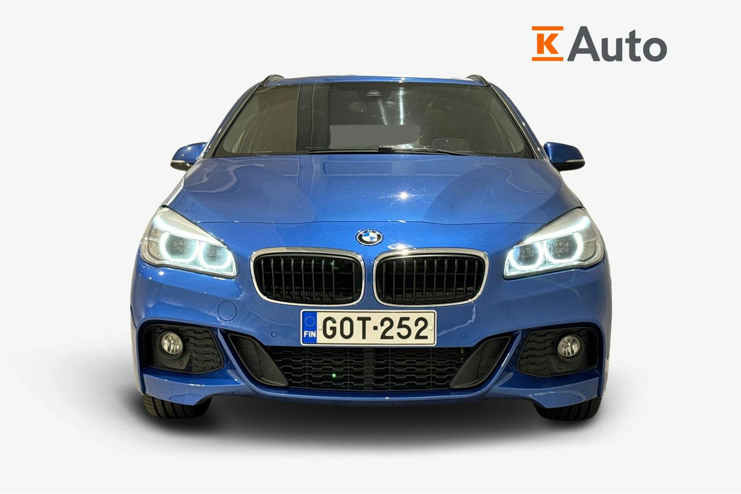 sininen BMW 225 2016 kuva 5.