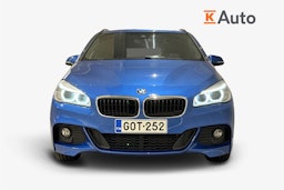 sininen BMW 225 2016 kuva 5.