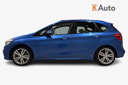 sininen BMW 225 2016 kuva 6.