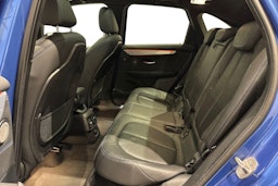 sininen BMW 225 2016 kuva 10.