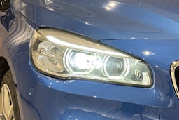 sininen BMW 225 2016 kuva 15.