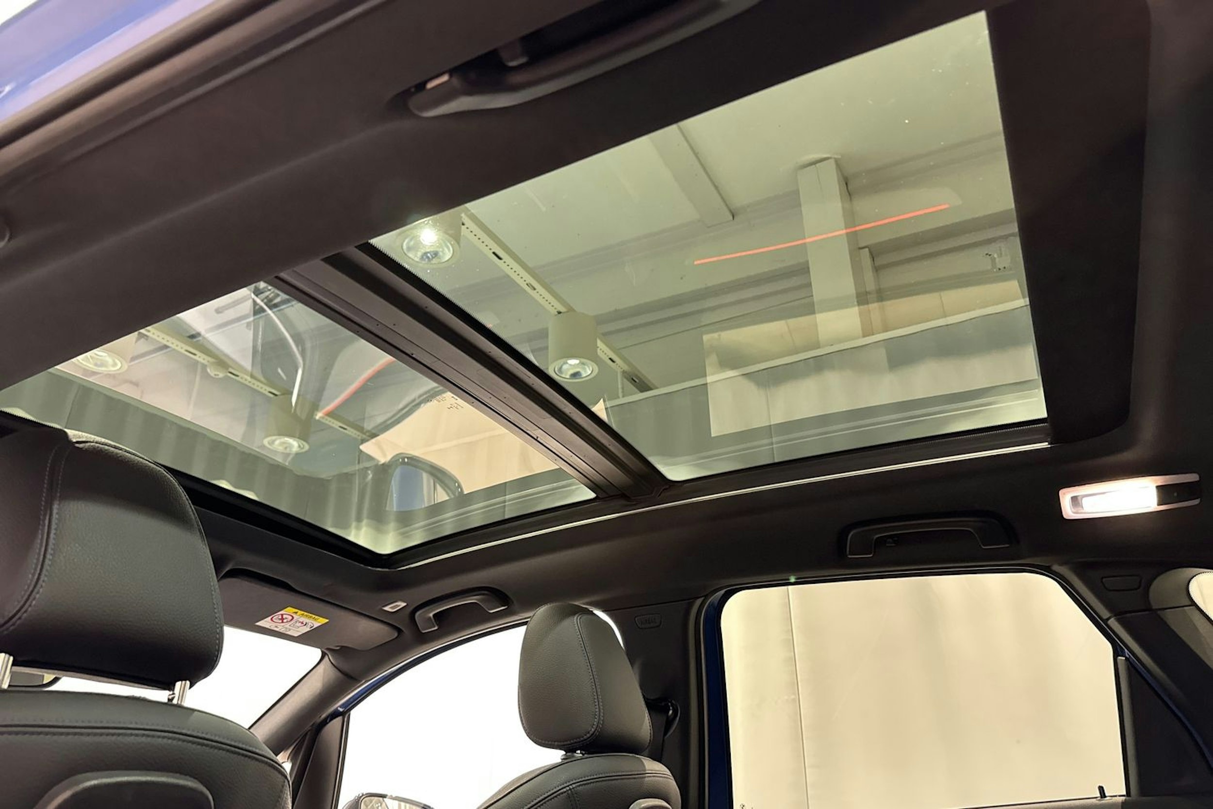 sininen BMW 225 2016 kuva 21.