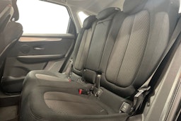 musta BMW 225 2016 kuva 10.
