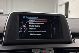 musta BMW 225 2016 kuva 30.