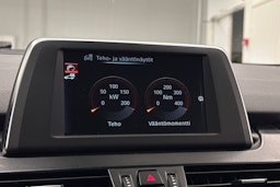 musta BMW 225 2016 kuva 32.