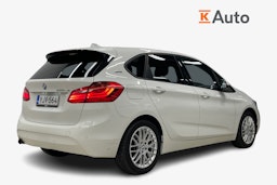 Valkoinen BMW 225 2016 kuva 2.