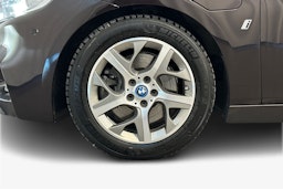 musta BMW 225 2017 kuva 11.