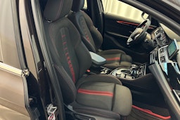 musta BMW 225 2017 kuva 15.