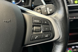 musta BMW 225 2017 kuva 21.