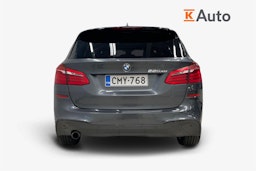 harmaa BMW 225 2017 kuva 3.