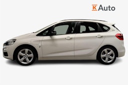 valkoinen BMW 225 2017 kuva 6.