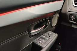 valkoinen BMW 225 2017 kuva 18.