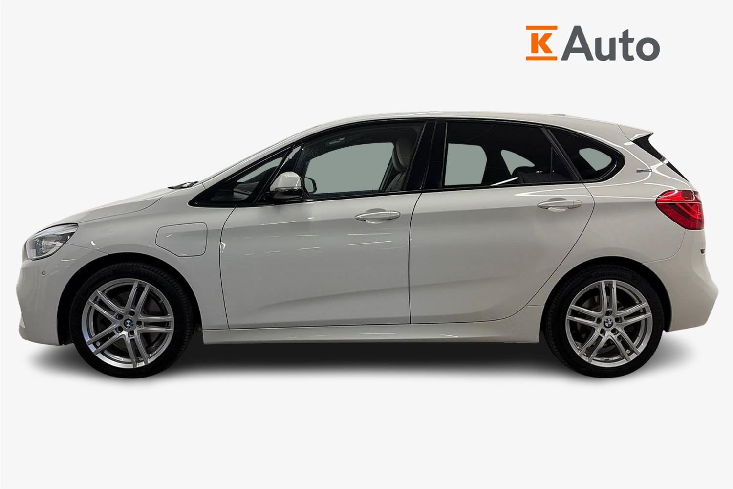 BMW 225 2017, kuva 5/24