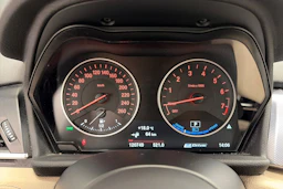 valkoinen BMW 225 2017 kuva 18.