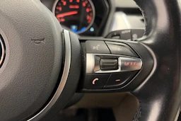 valkoinen BMW 225 2017 kuva 20.
