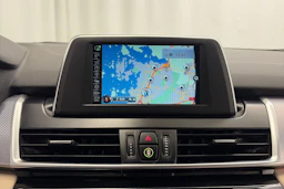valkoinen BMW 225 2017 kuva 21.