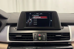 valkoinen BMW 225 2017 kuva 23.