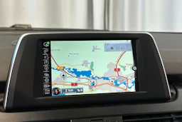 musta BMW 225 2017 kuva 24.