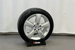 musta BMW 225 2017 kuva 28.