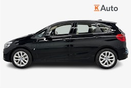 musta BMW 225 2017 kuva 6.