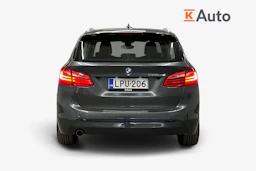 harmaa BMW 225 2017 kuva 4.