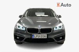 harmaa BMW 225 2017 kuva 5.