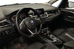 harmaa BMW 225 2017 kuva 8.
