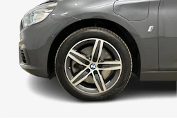 harmaa BMW 225 2017 kuva 12.