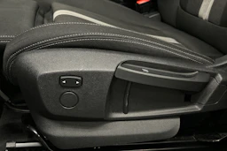 harmaa BMW 225 2017 kuva 18.