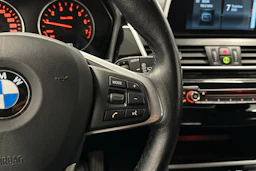 harmaa BMW 225 2017 kuva 21.