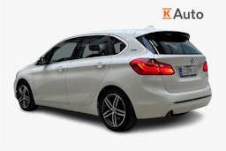 valkoinen BMW 225 2017 kuva 2.