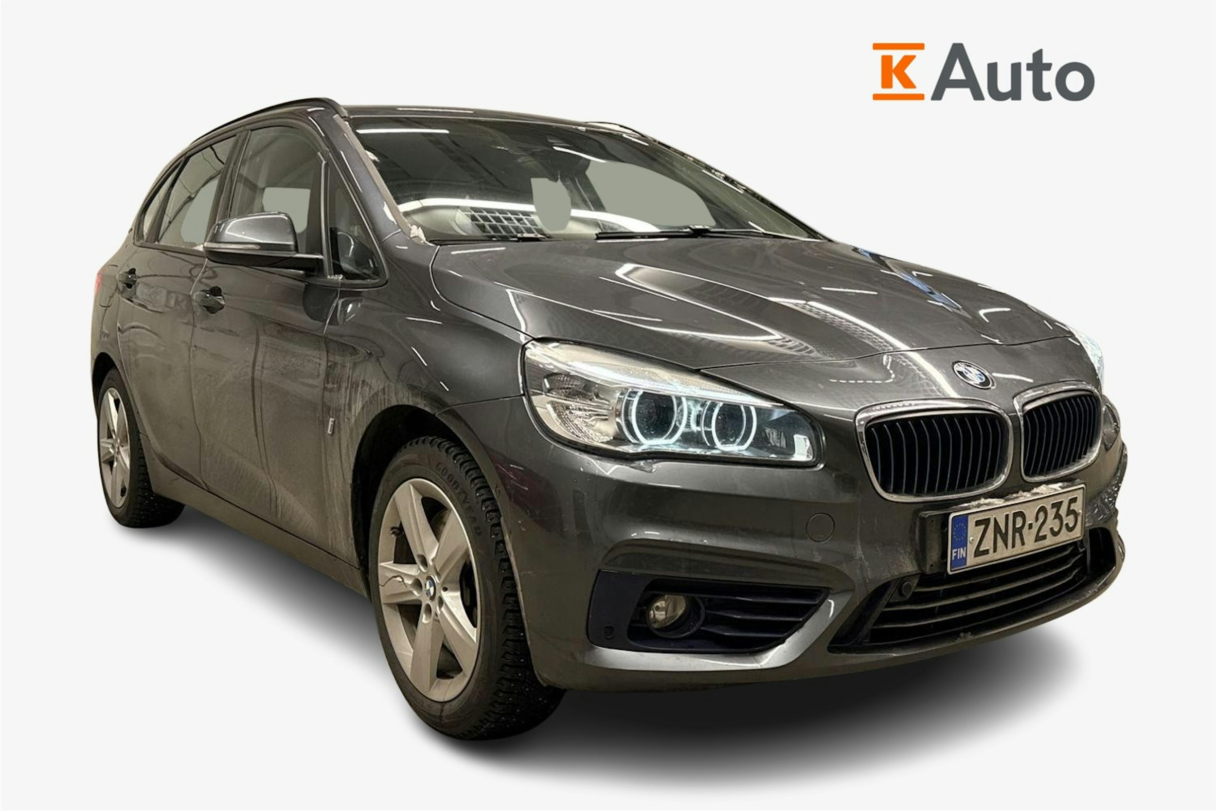 harmaa BMW 225 2017 kuva 1.