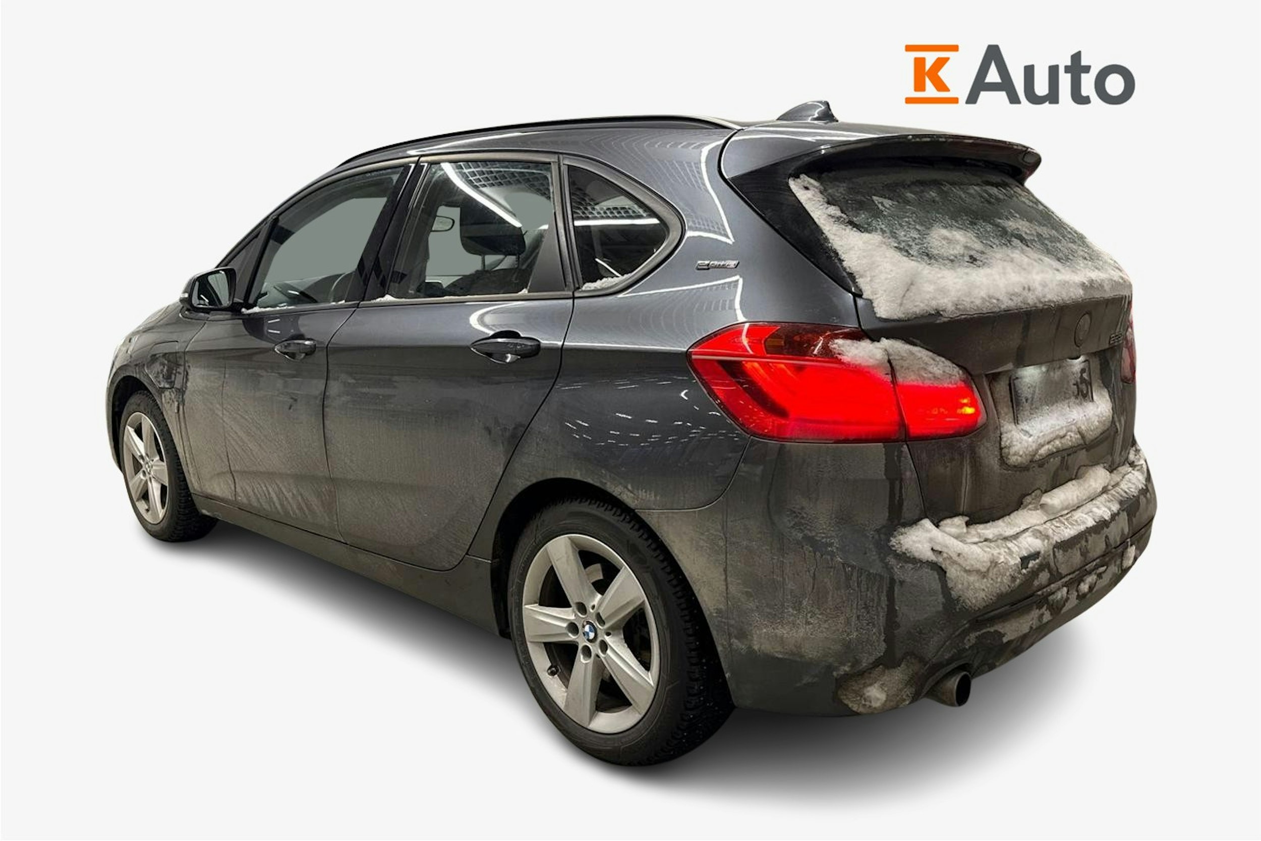 harmaa BMW 225 2017 kuva 2.