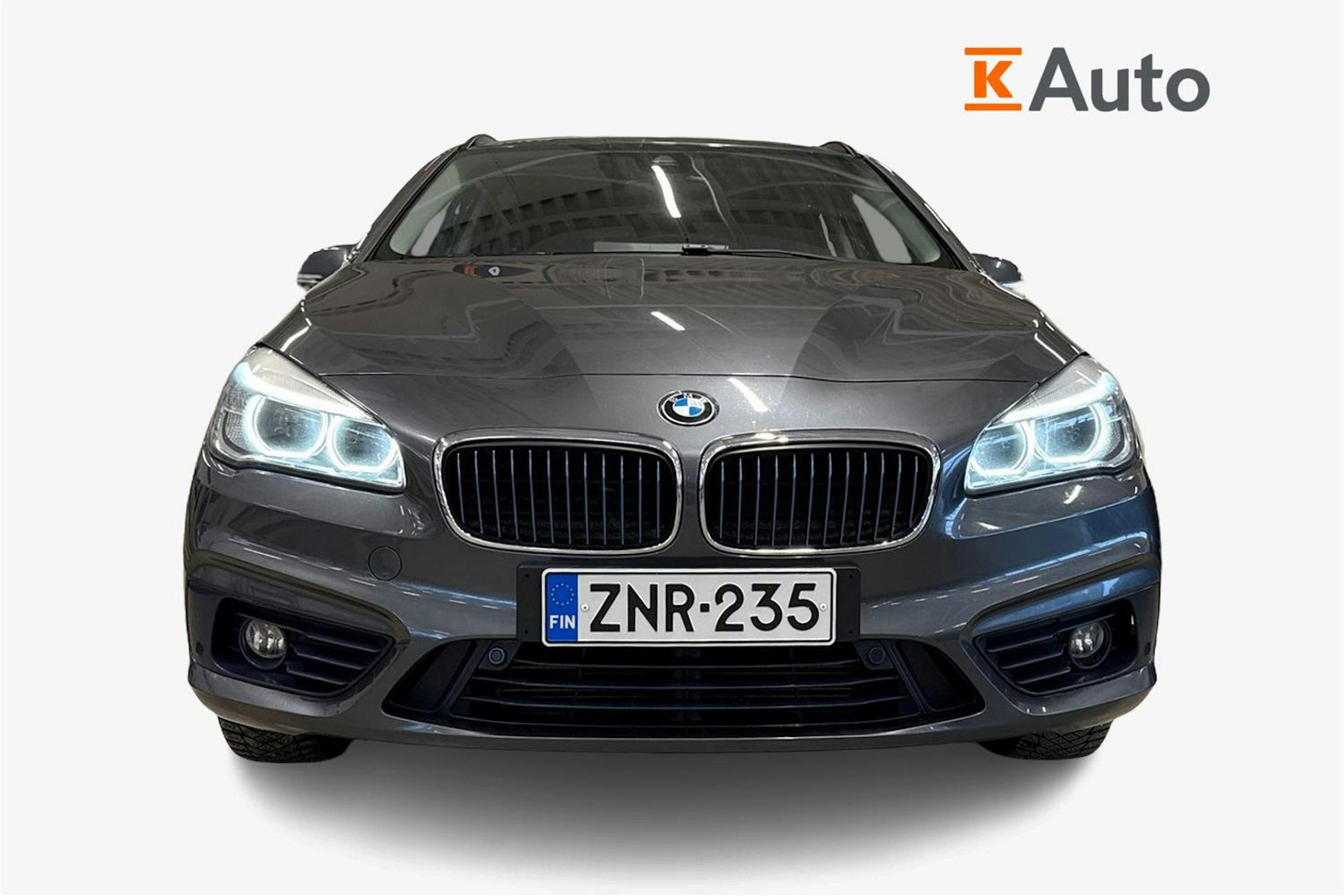 harmaa BMW 225 2018 kuva 5.