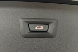 harmaa BMW 225 2018 kuva 15.