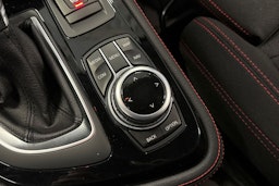 harmaa BMW 225 2018 kuva 27.