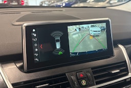 sininen BMW 225 2018 kuva 19.