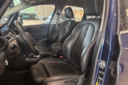 sininen BMW 225 2018 kuva 23.