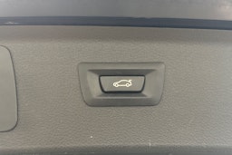 sininen BMW 225 2018 kuva 26.