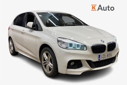 Valkoinen BMW 225 2018 kuva 1.