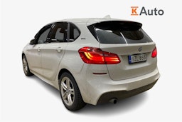 Valkoinen BMW 225 2018 kuva 2.