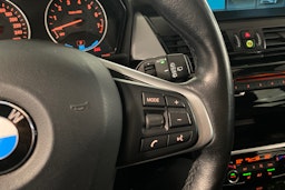 harmaa BMW 225 2018 kuva 15.