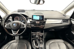 ruskea (beige) BMW 225 2018 kuva 9.