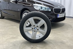ruskea (beige) BMW 225 2018 kuva 13.