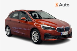 oranssi BMW 225 2019 kuva 1.