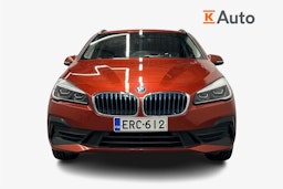 oranssi BMW 225 2019 kuva 5.
